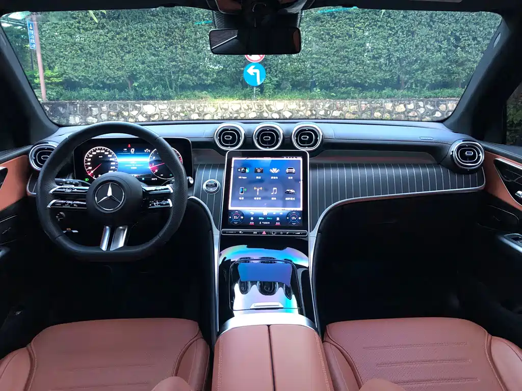 Mercedes-Benz GLC — миниатюра 20
