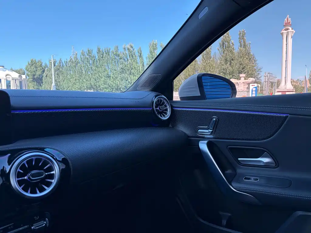 Mercedes-Benz A-Class — миниатюра 16