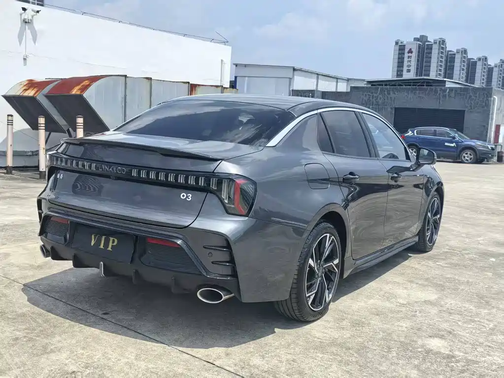 Lynk & Co 03 — миниатюра 18