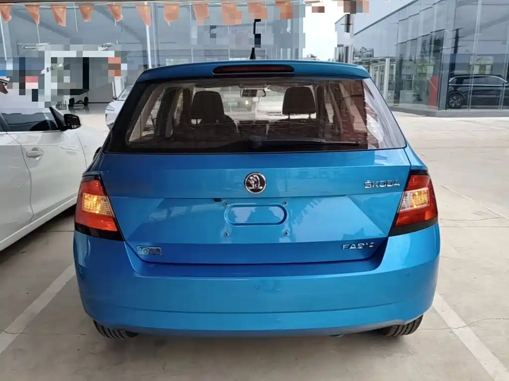 Skoda Fabia — миниатюра 6