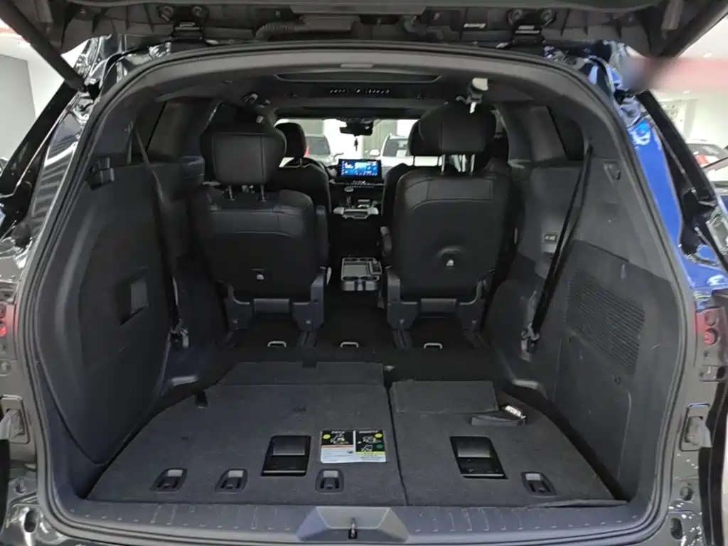 Toyota Sienna — миниатюра 19
