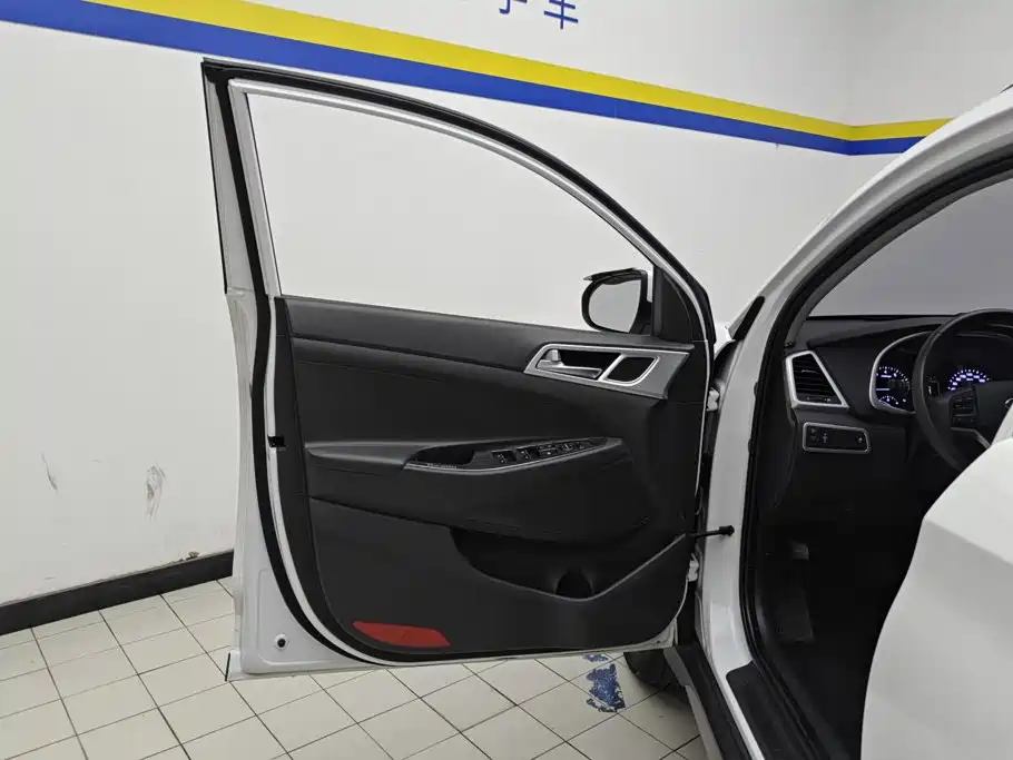 Hyundai Tucson — миниатюра 7