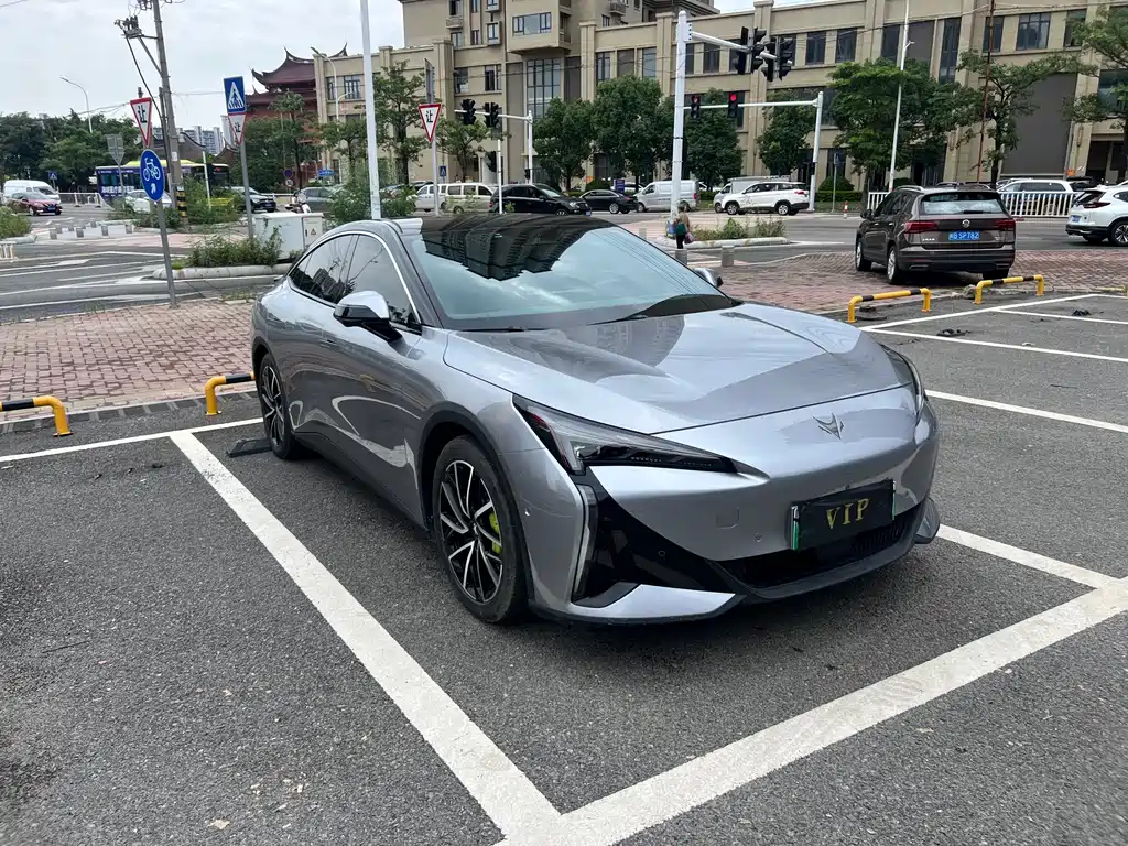 ARCFOX Alpha S5 — миниатюра 3
