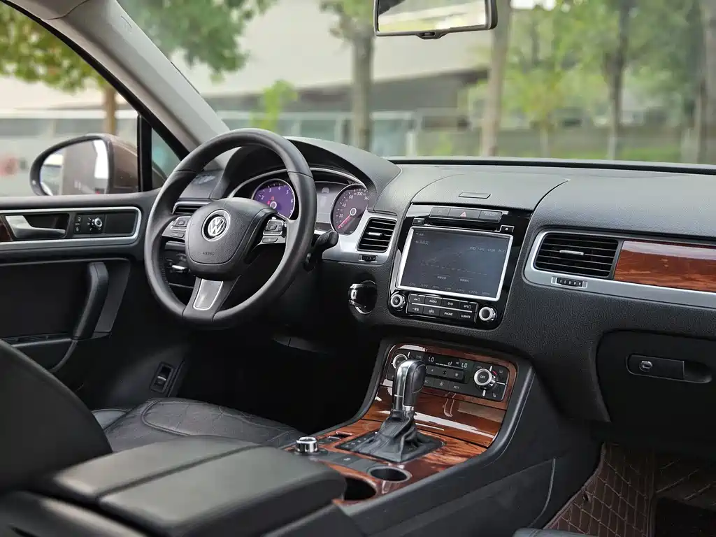 Volkswagen Touareg — миниатюра 23