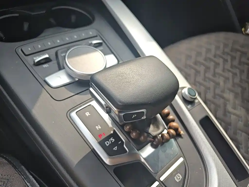 Audi A4 (Import) — миниатюра 15