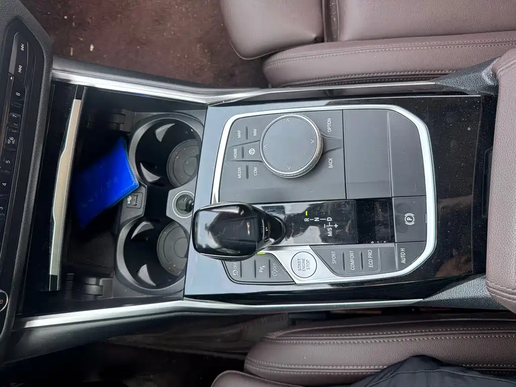 BMW 3 Series — миниатюра 8