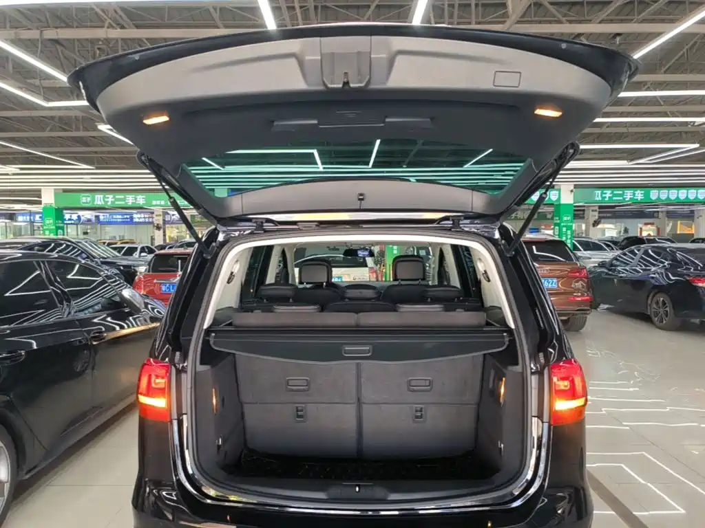 Volkswagen Sharan — миниатюра 19