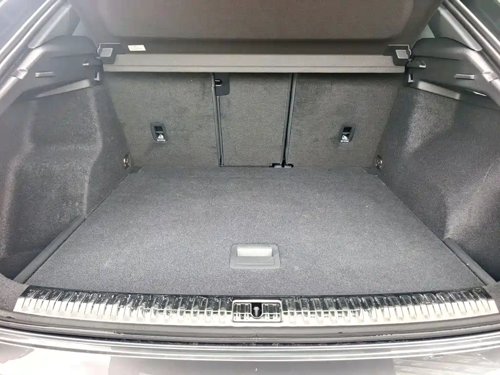 Audi Q3 — миниатюра 12