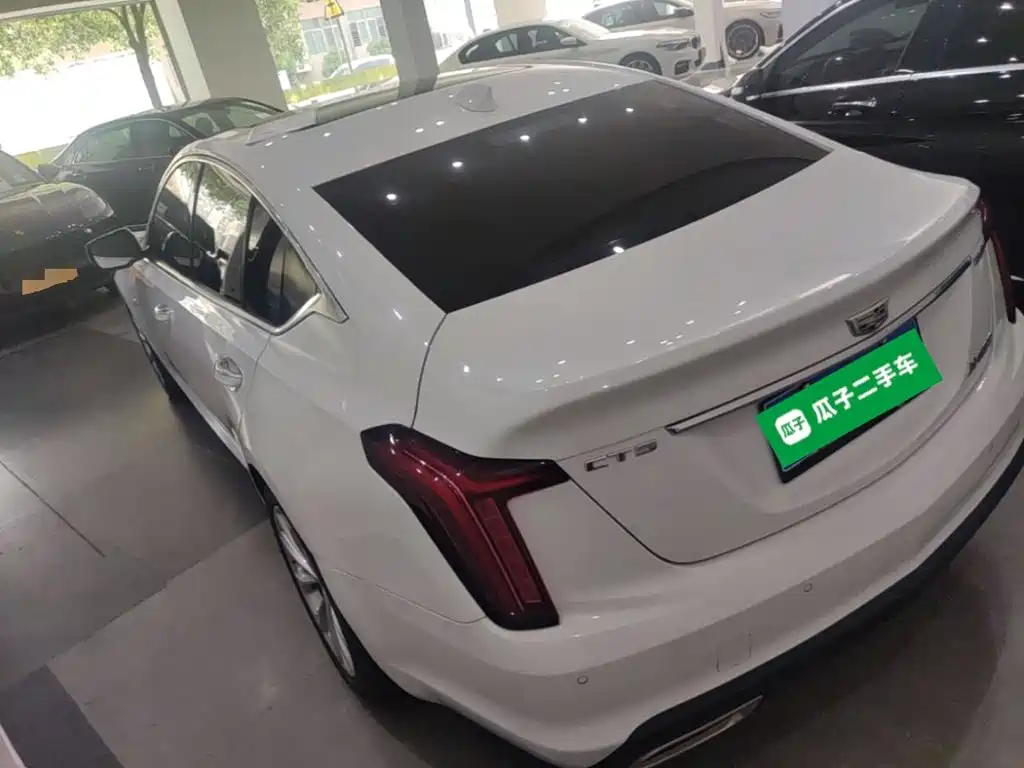 Cadillac CT5 — миниатюра 5