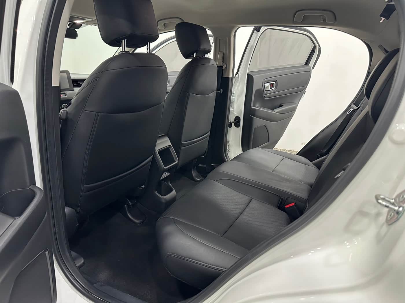 Honda XR-V 1.5 л 2023 г. Белый, пробег 25500 км