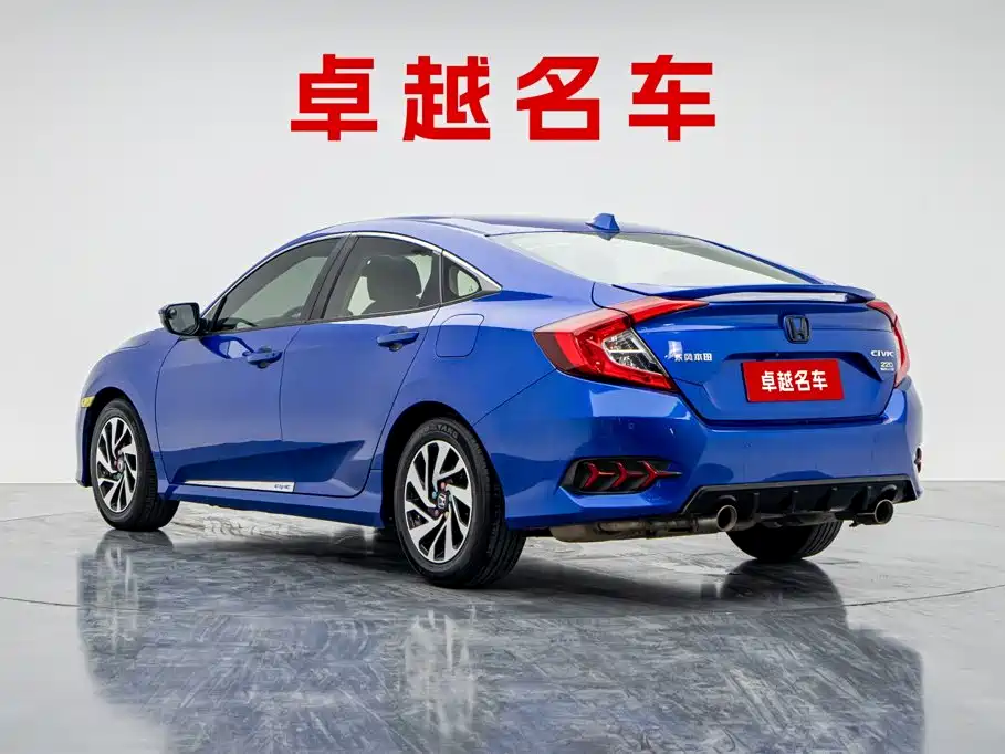 Honda Civic — миниатюра 8