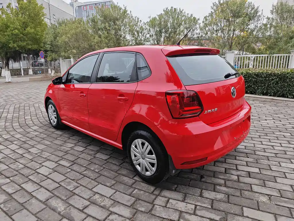 Volkswagen Polo — миниатюра 7