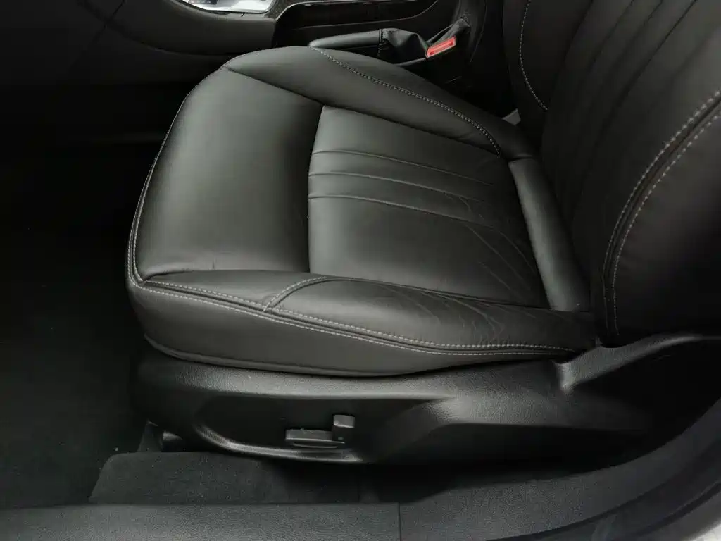 Ford Mondeo — миниатюра 20
