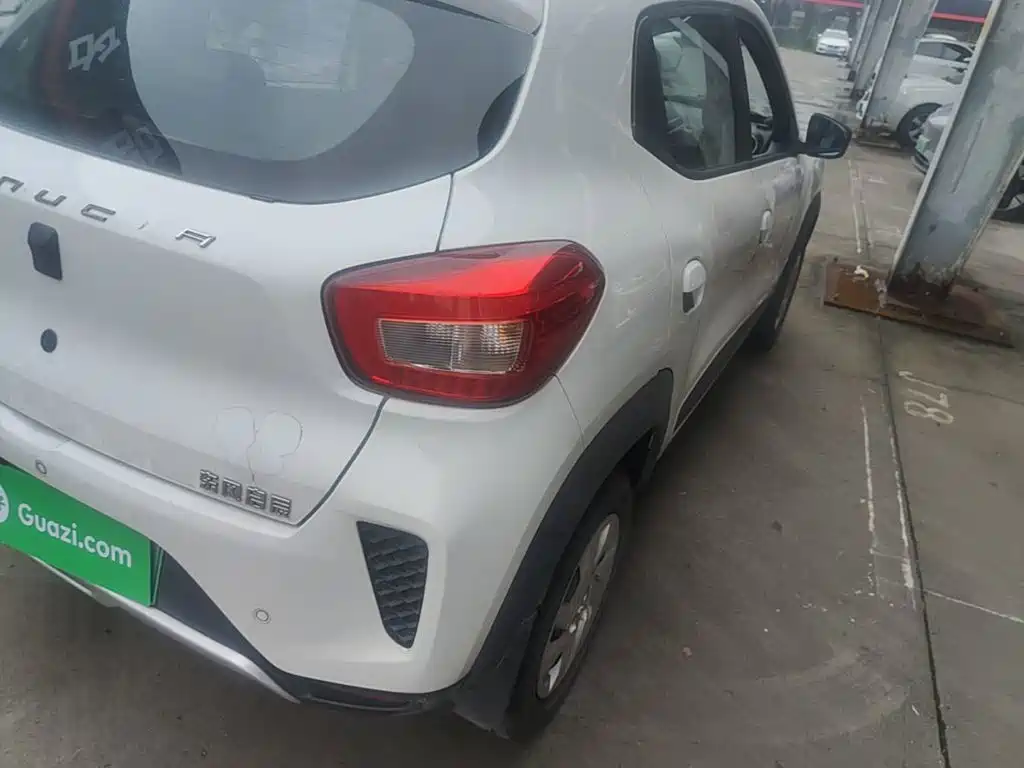 Venucia e30 — миниатюра 8