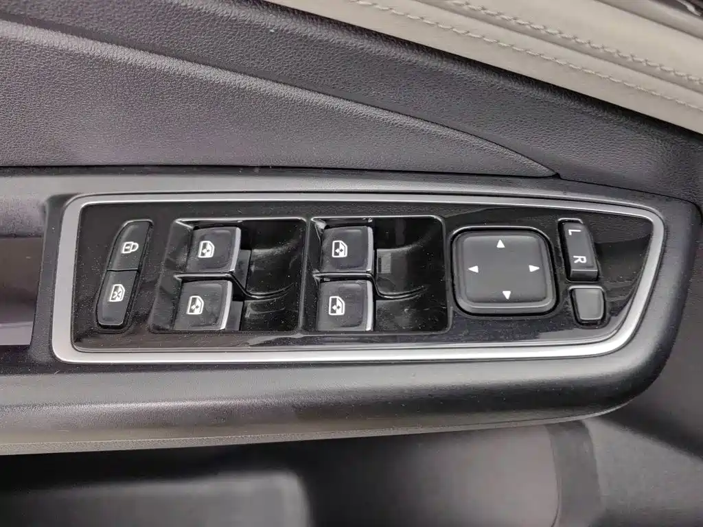 Jetta VS5 — миниатюра 9