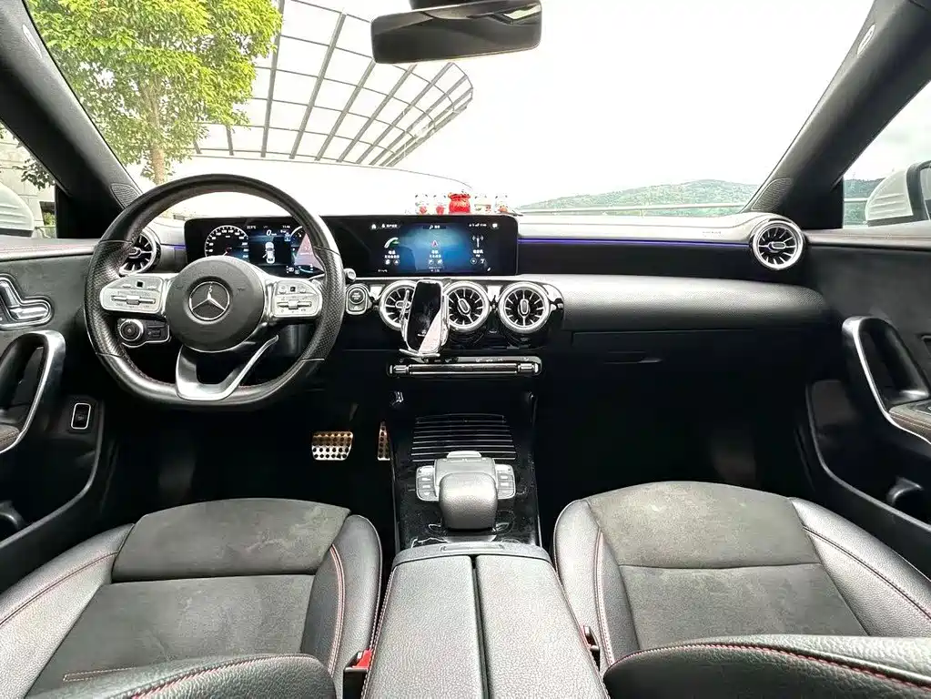 Mercedes-Benz CLA (Import) — миниатюра 4