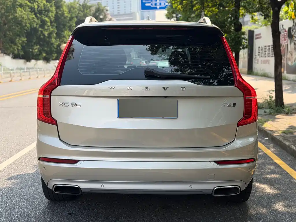 Volvo XC90 — миниатюра 14