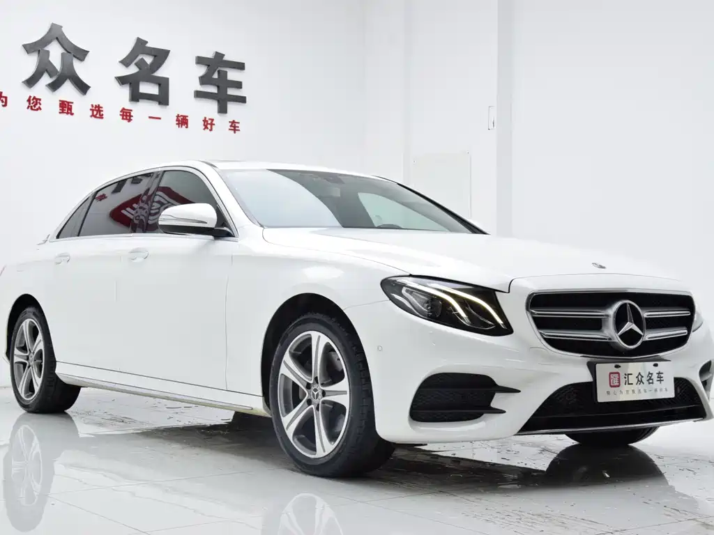 Mercedes-Benz E-Class — миниатюра 3