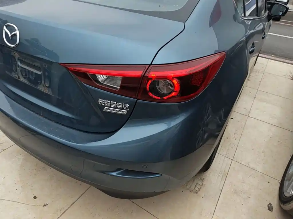 Mazda 3 Axela — миниатюра 8