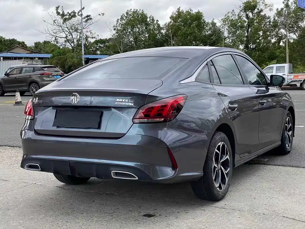 MG MG5 — миниатюра 8