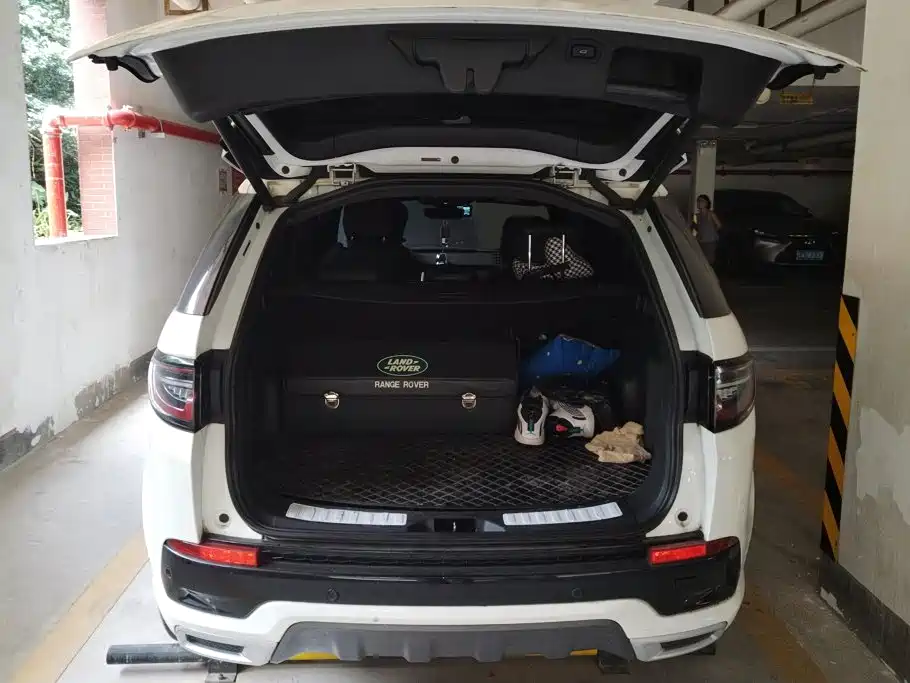 Land Rover Discovery Sport — миниатюра 4