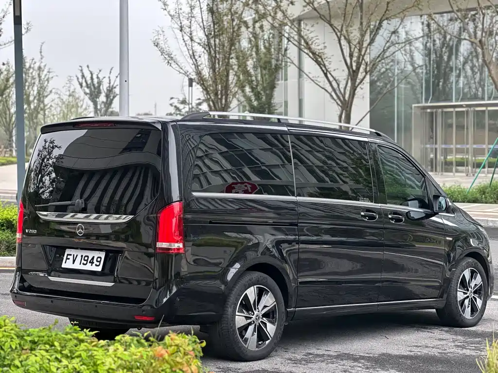 Mercedes-Benz V-Class — миниатюра 3