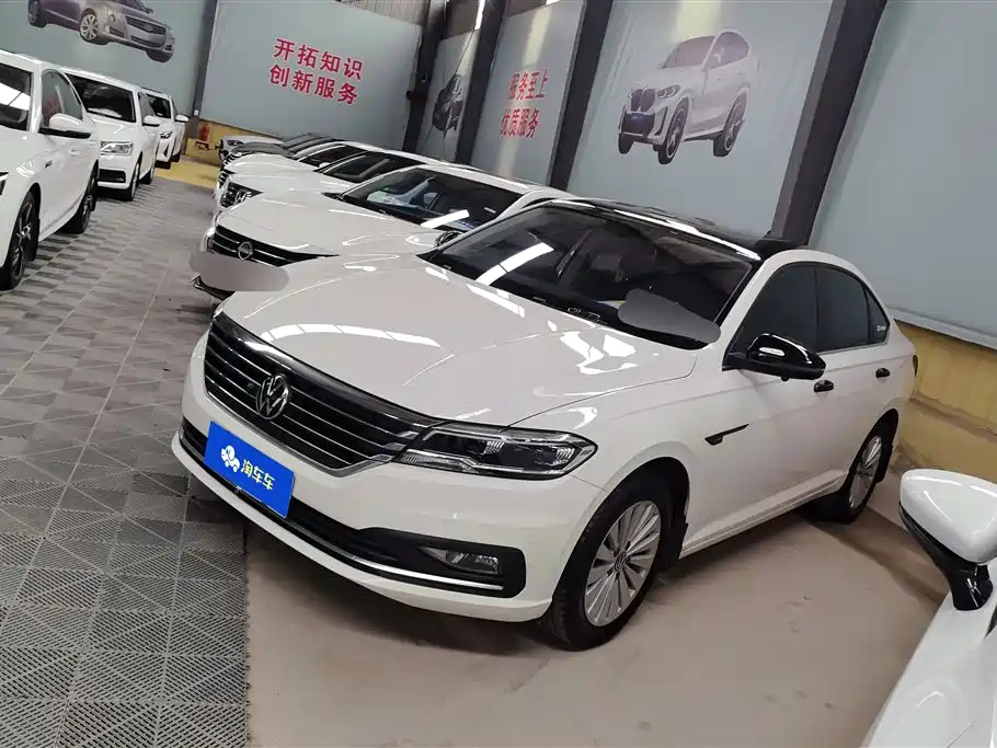 Купить Volkswagen Lavida
