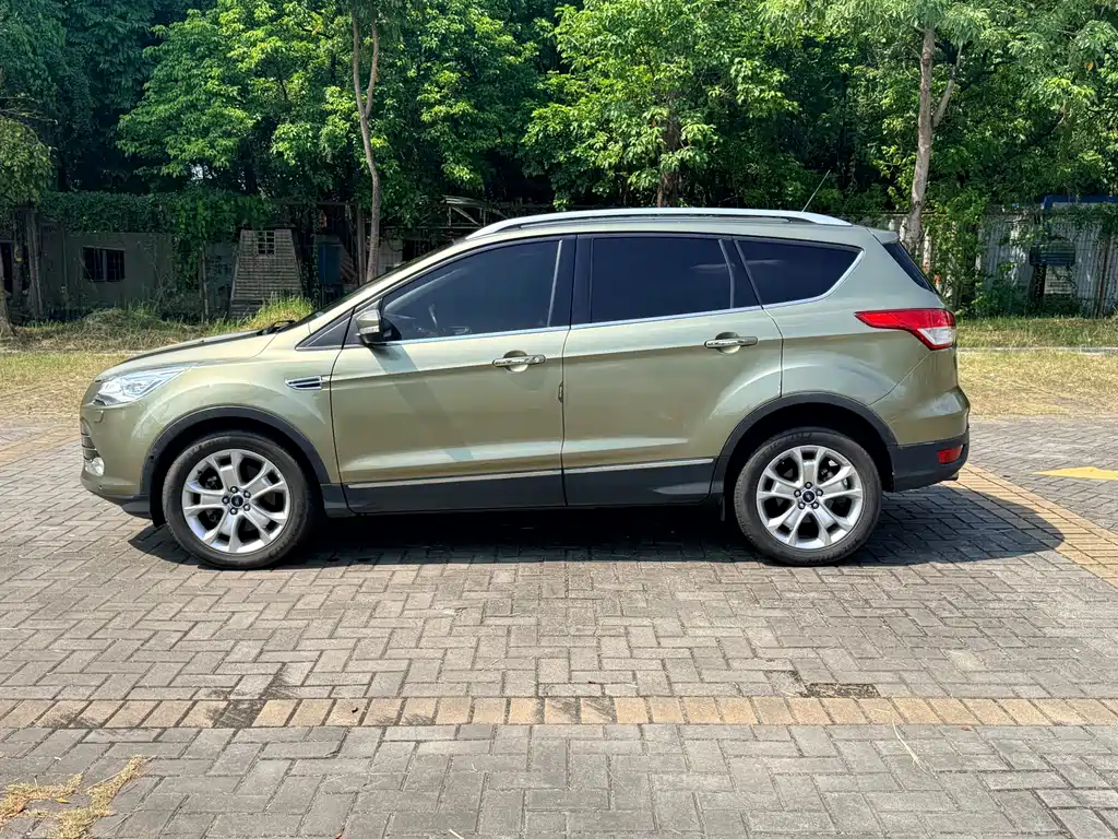 Ford Kuga — миниатюра 4