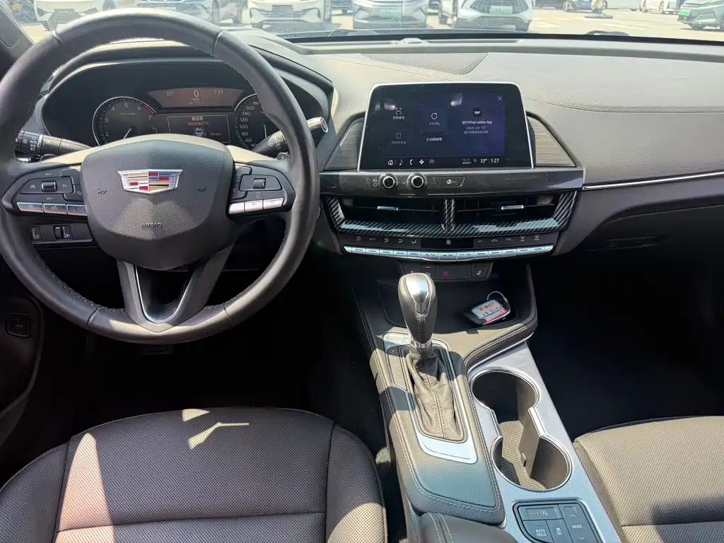 Cadillac CT4 — миниатюра 10