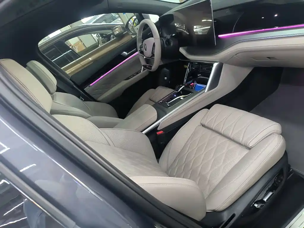 BYD Tang New Energy — миниатюра 25