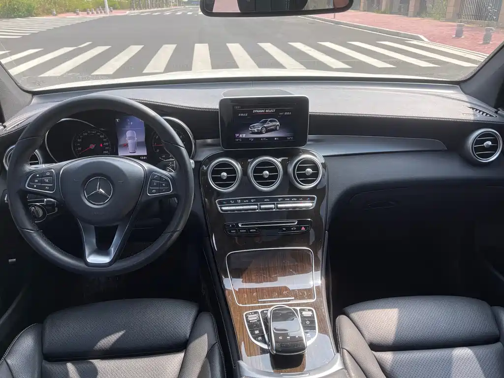 Mercedes-Benz GLC — миниатюра 6