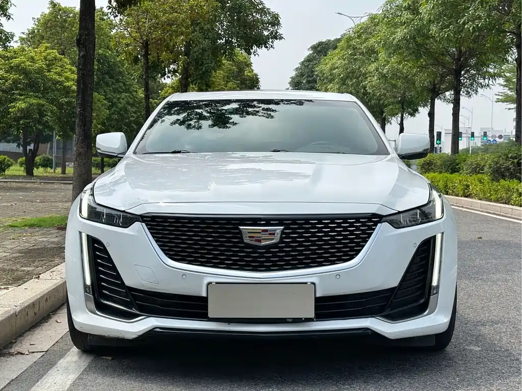 Cadillac CT5 — миниатюра 2
