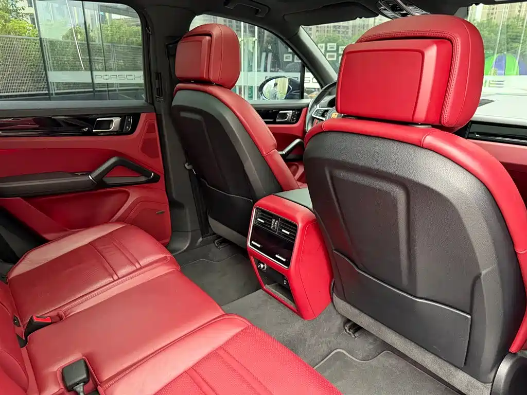 Porsche Cayenne 2019 Cayenne 3.0T