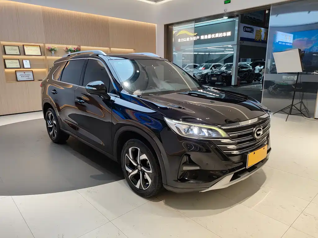 GAC TRUMPCHI GS5