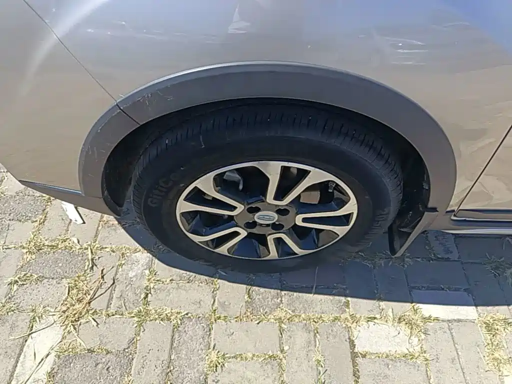Geely Vision X3 — миниатюра 23