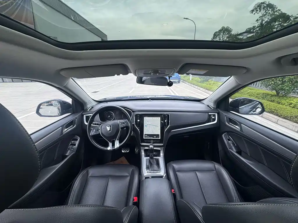 Roewe RX5 — миниатюра 5