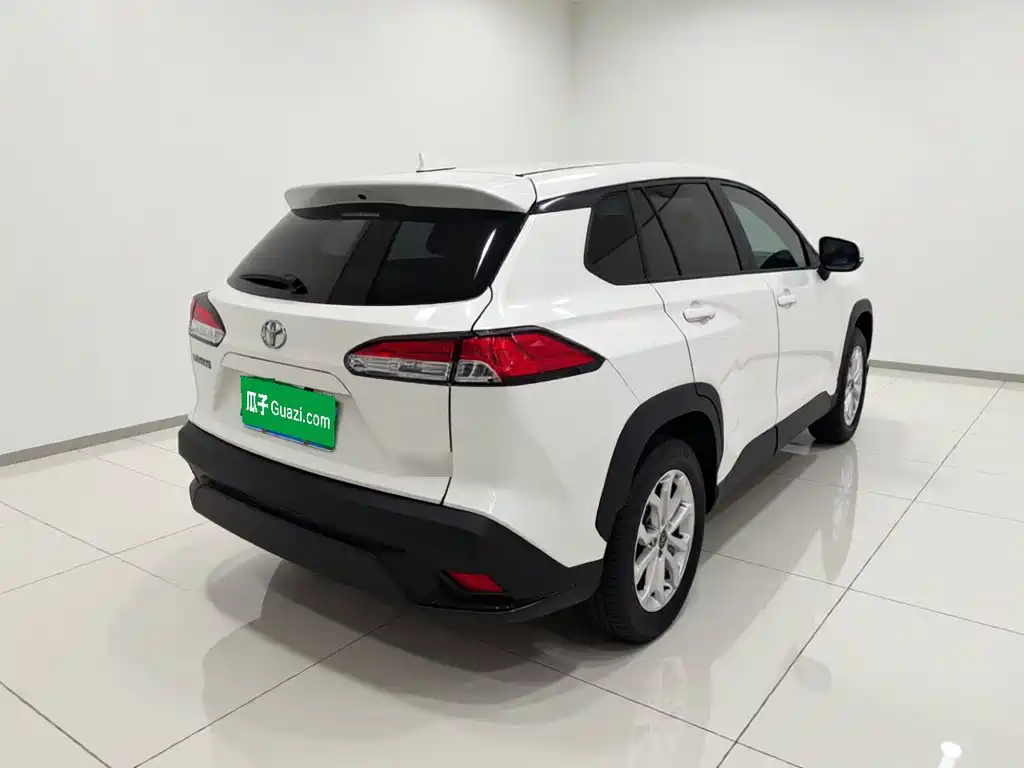 Toyota Frontlander — миниатюра 6