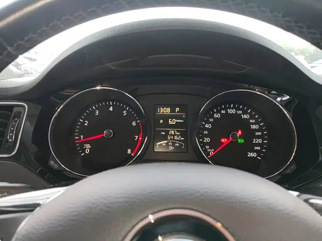 Volkswagen Sagitar — миниатюра 12