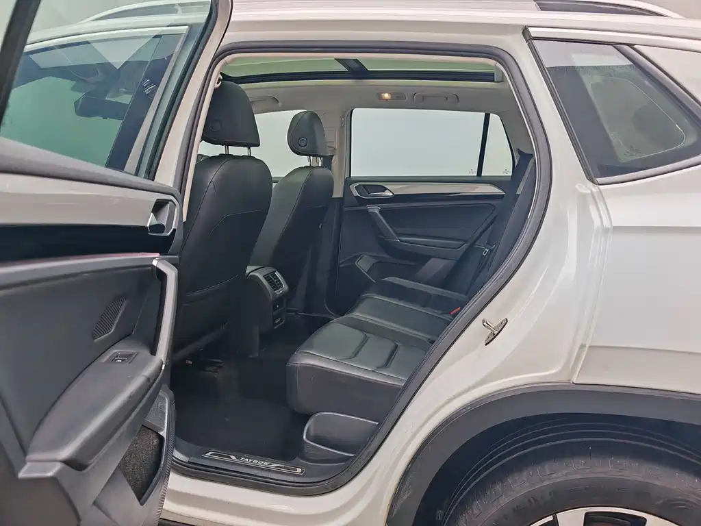 Volkswagen Tayron 330TSI 2WD Luxury Type China VI, фото 18