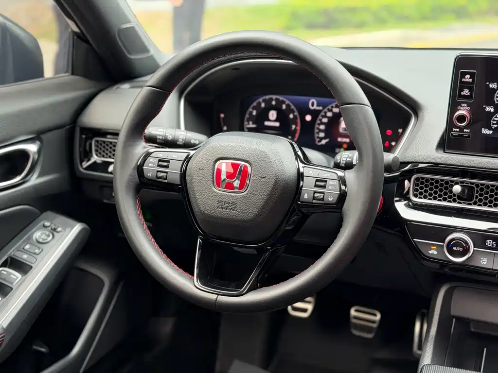 Honda Civic — миниатюра 12