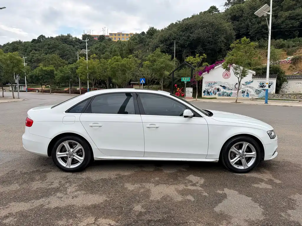 Audi A4L — миниатюра 4