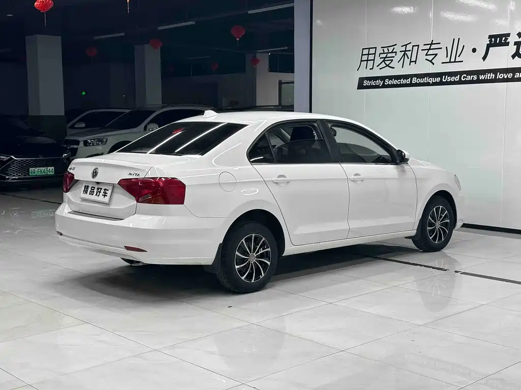 Volkswagen Jetta — миниатюра 4