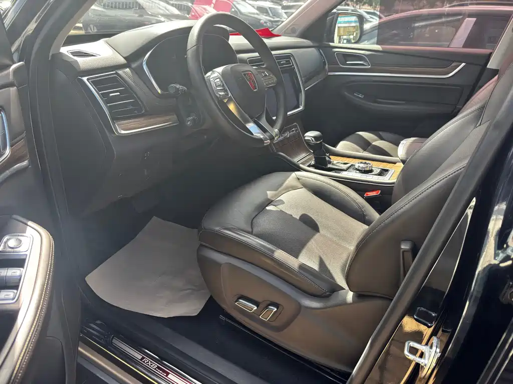 Roewe RX8 — миниатюра 10