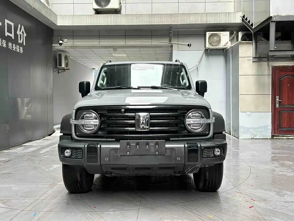 Tank Tank 300 — миниатюра 2