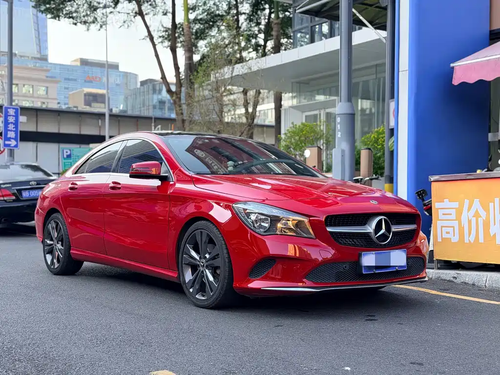 MERCEDES-BENZ CLA