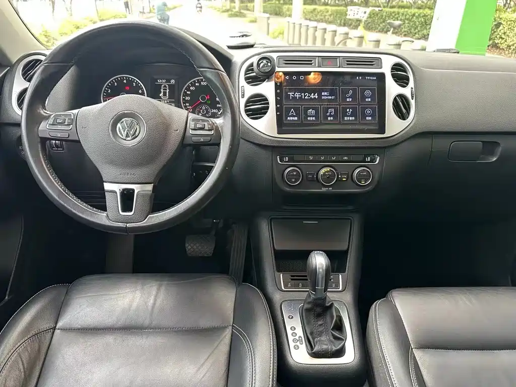 Volkswagen Tiguan — миниатюра 8