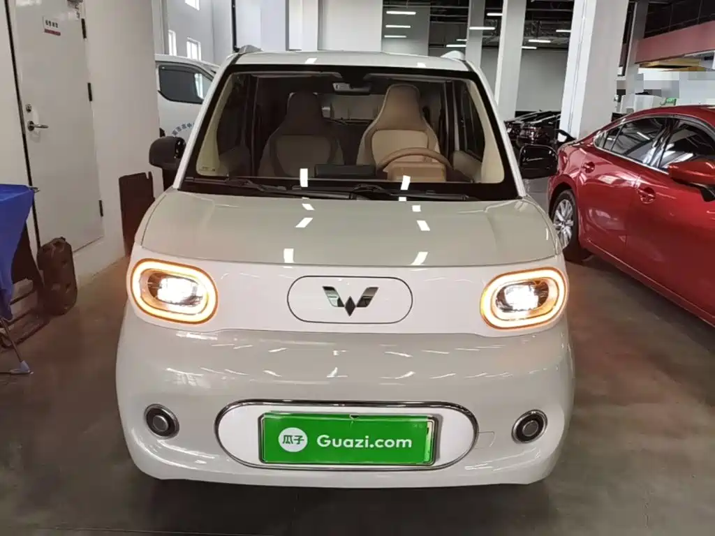 Wuling MINIEV — миниатюра 3