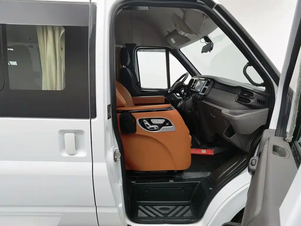 Ford Transit Custom — миниатюра 23