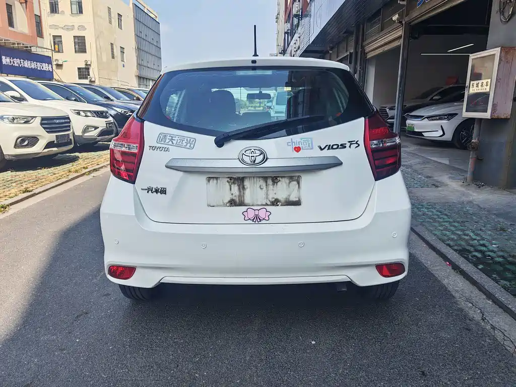Toyota Vios FS — миниатюра 5