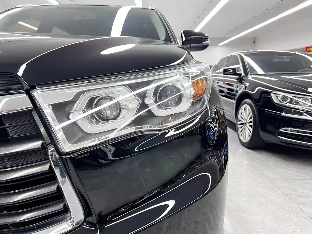 Toyota Highlander — миниатюра 25